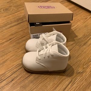 Teeny Toes White Walking Shoes - 5W
